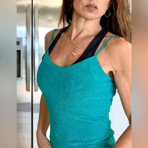 Womens Metallic Tank Top Size Xs Express Teal Green Silver Shimmer Going Out Top - Picture 2 of 10